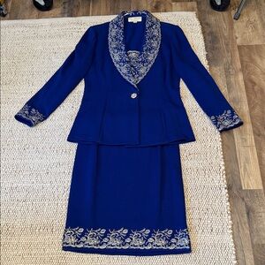 St. John Blazer and Skirt Set Size 6/8